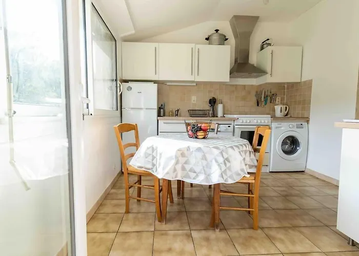 펜션 Chez Dalmasou Maison 120 M2 Jardin Terrasse 3 Wifi Parking Centre Village Coupiac