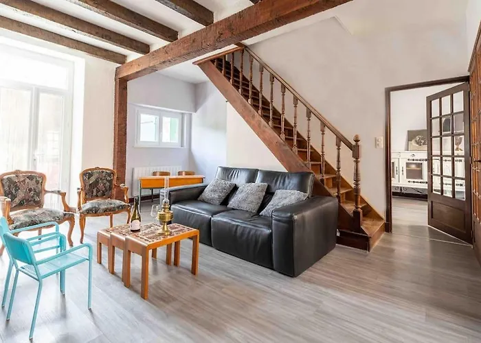 Chez Dalmasou Maison 120 M2 Jardin Terrasse 3 Wifi Parking Centre Village 펜션 *